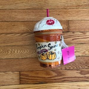 Betsey Johnson Bags - Betsey Johnson Pumpkin Spice Crossbody NWT Betsey Johnson Bags - Betsey Johnson Pumpkin Spice Crossbody NWT